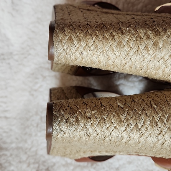 Michael Kors MK Brown Summer Platform Sandals, size 7 - Picture 7 of 7